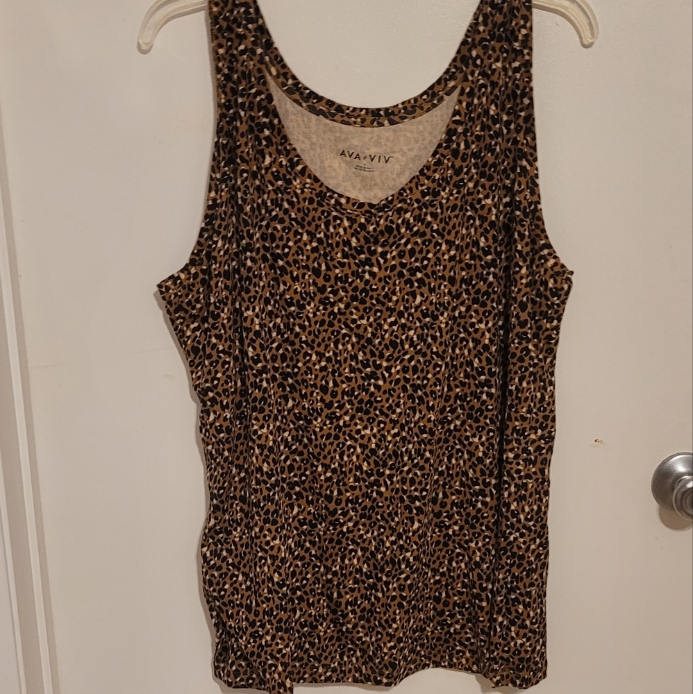 Women's Sleeveless Top -  Size 1X - Ava & Viv Brand